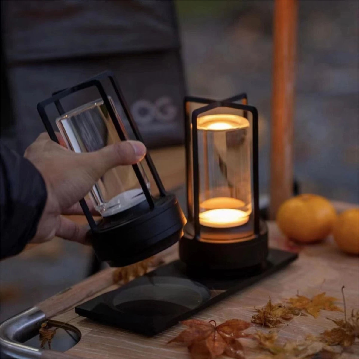 Lambent™ Eclipse Wireless Table Lamp