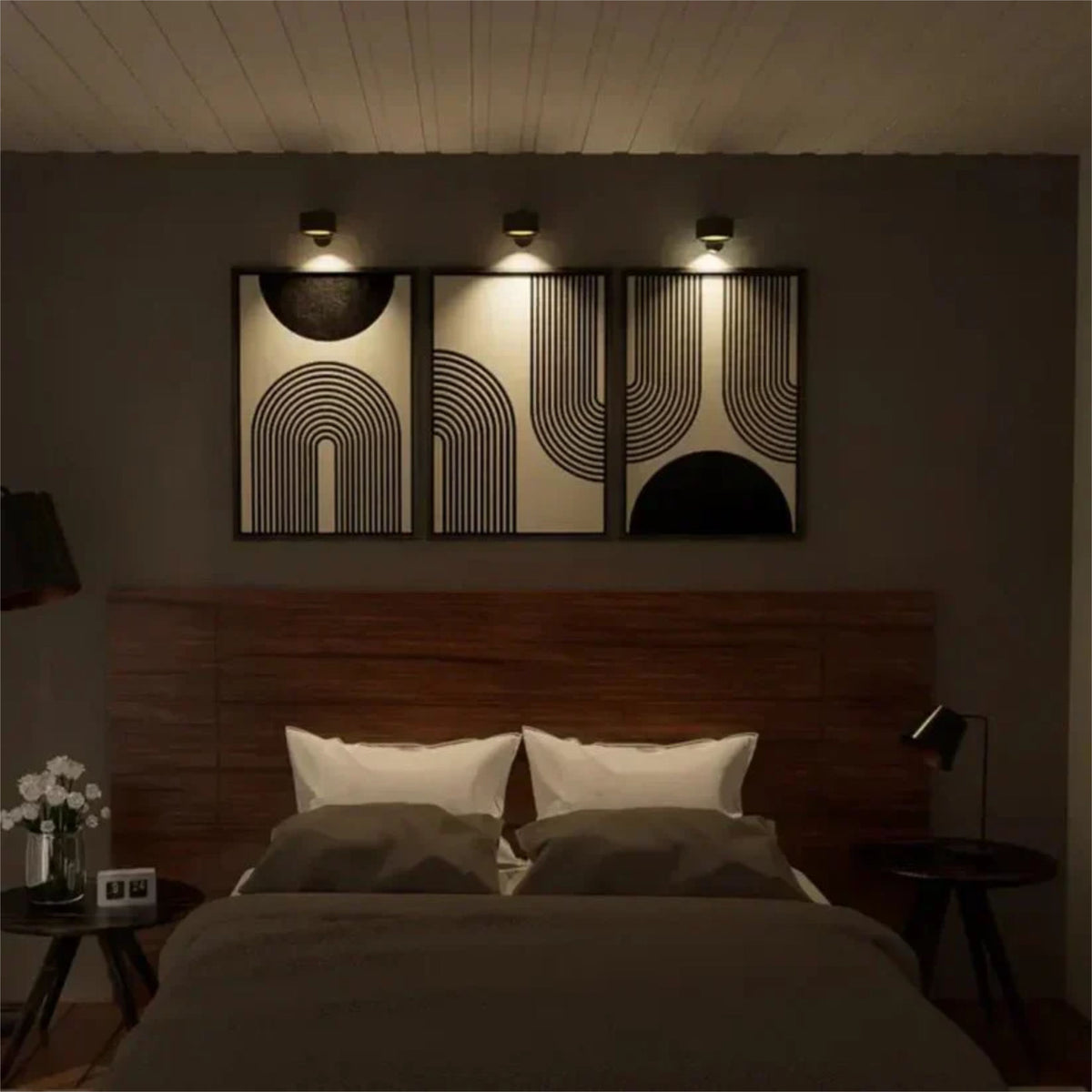 Lambent™ Nova Wireless Wall Lamp